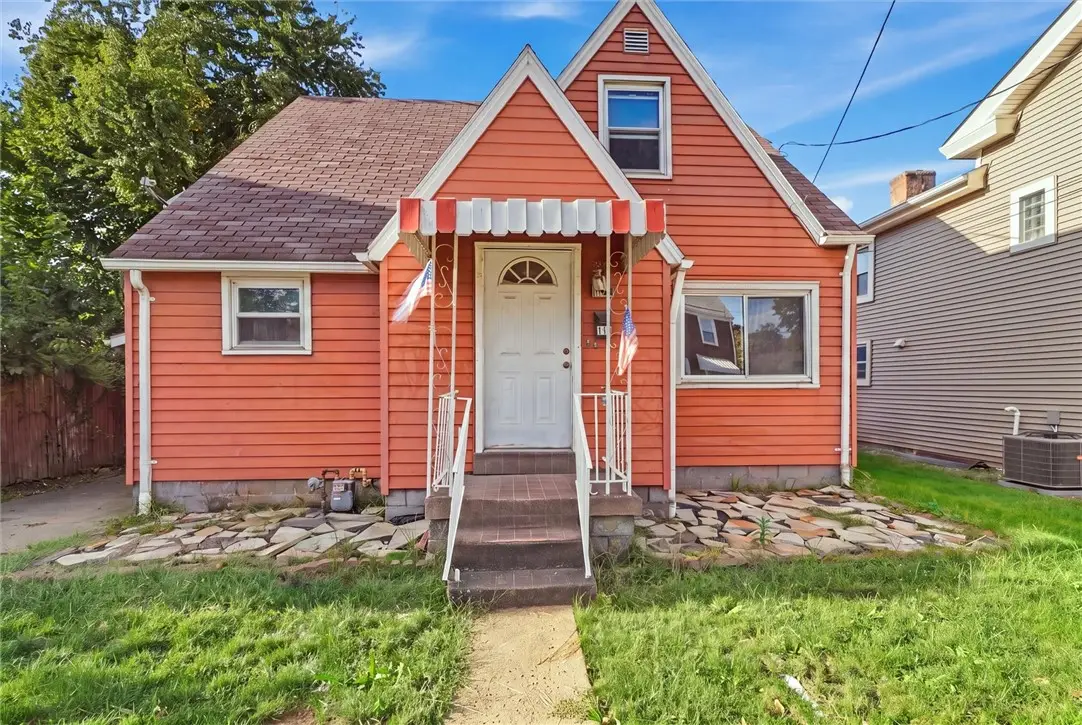 119 E 1st Ave, Tarentum, PA 15084 - #1