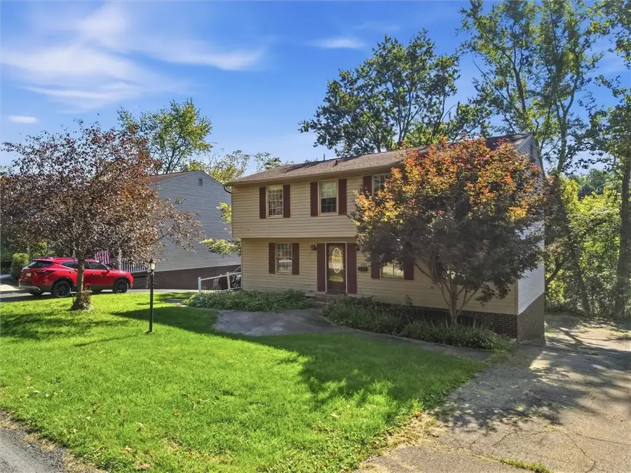 222 Hunting Creek Rd, Canonsburg, PA 15317 - #2