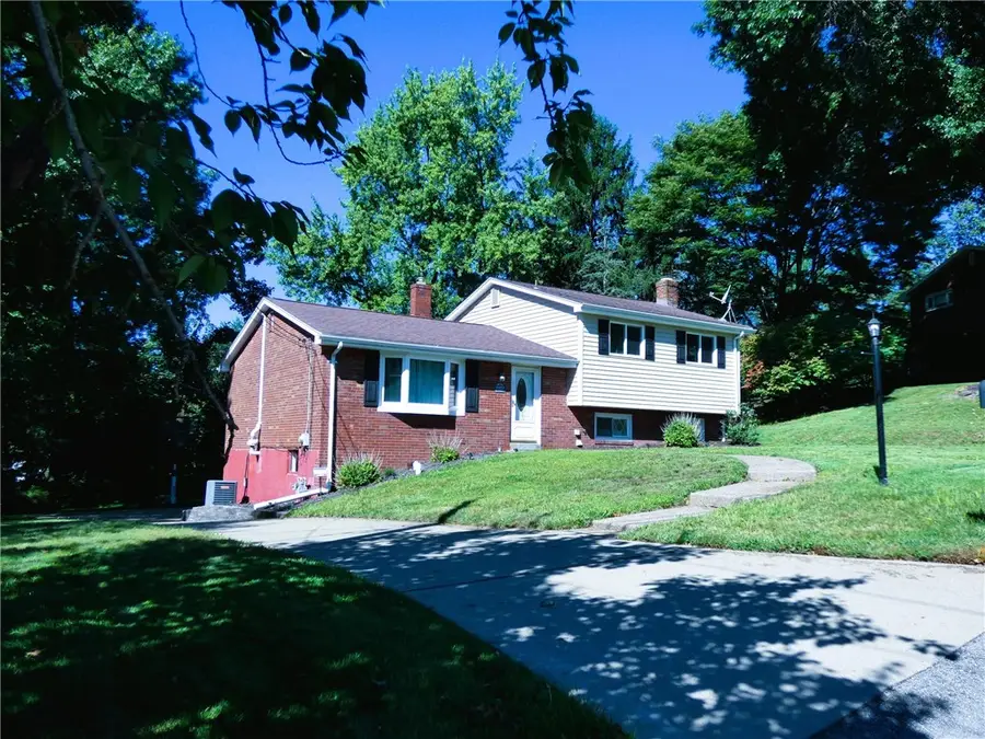 8459 Ridgemont Road, Pittsburgh, PA 15237 - #2