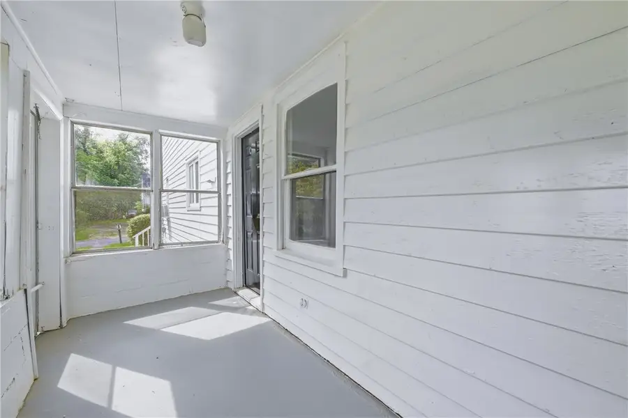 296 Superior St, Hermitage, PA 16148 - #2