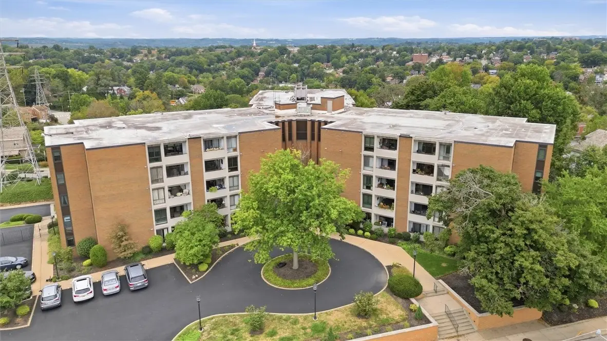 900 Washington Rd #202, Pittsburgh, PA 15228 - #1