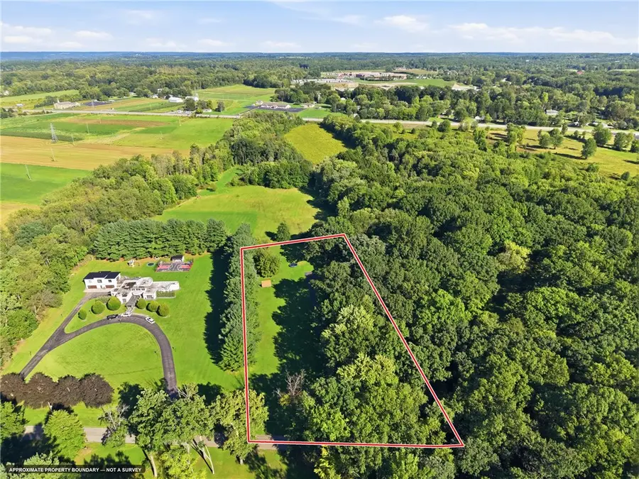 2140 Trout Island Rd, Hermitage, PA 16148 - #2