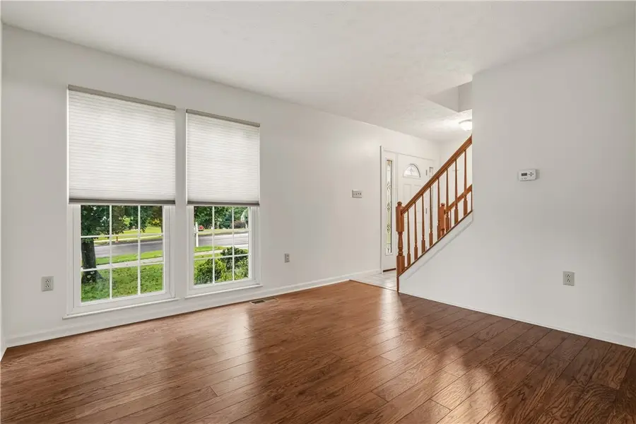336 Indian Ridge Dr, Coraopolis, PA 15108 - #3