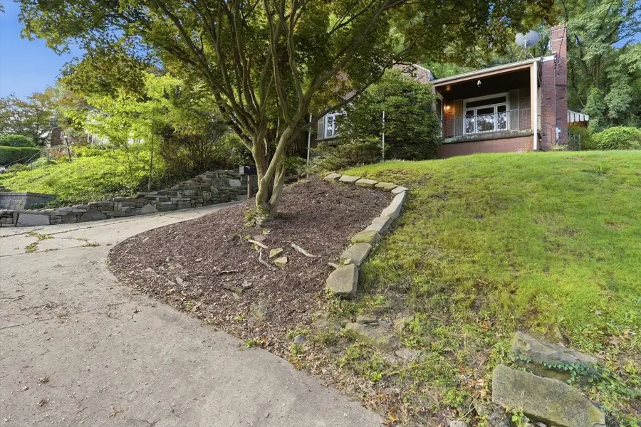 610 Cascade Road, Pittsburgh, PA 15221 - #2