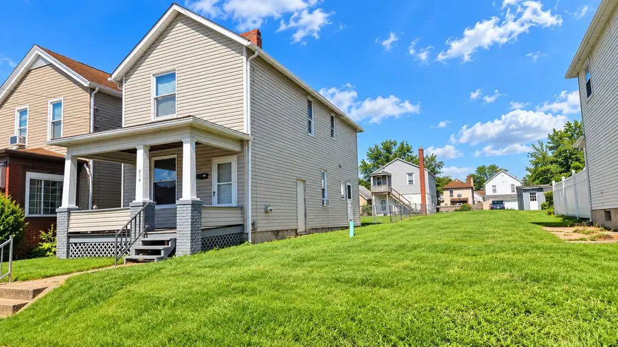 514 Longfellow Street, Vandergrift, PA 15690 - #2