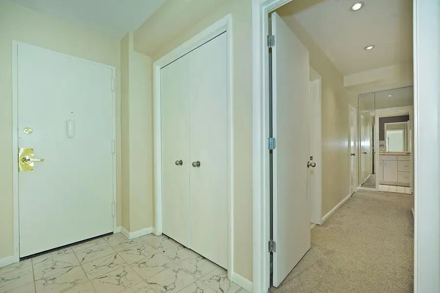 320 Fort Duquesne Boulevard #5C, Pittsburgh, PA 15222 - #3