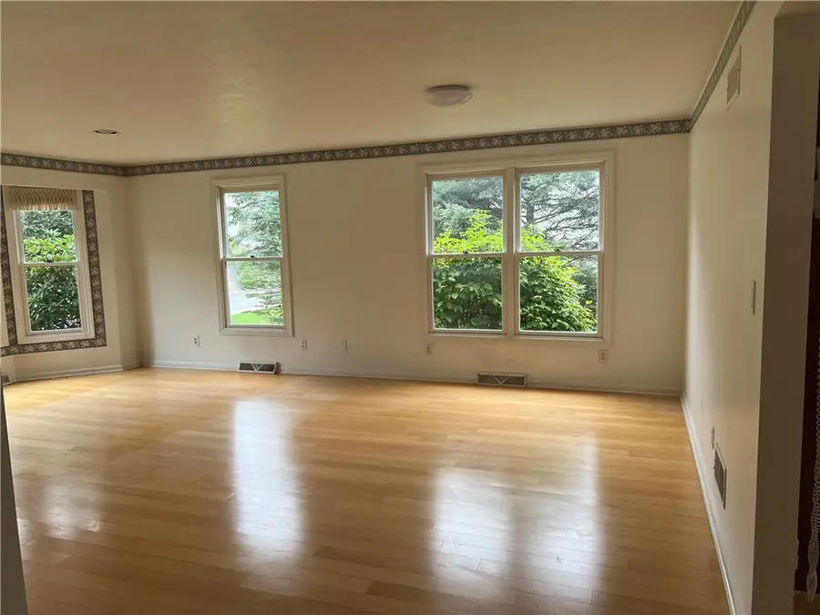306 Newbury Dr, Monroeville, PA 15146 - #3