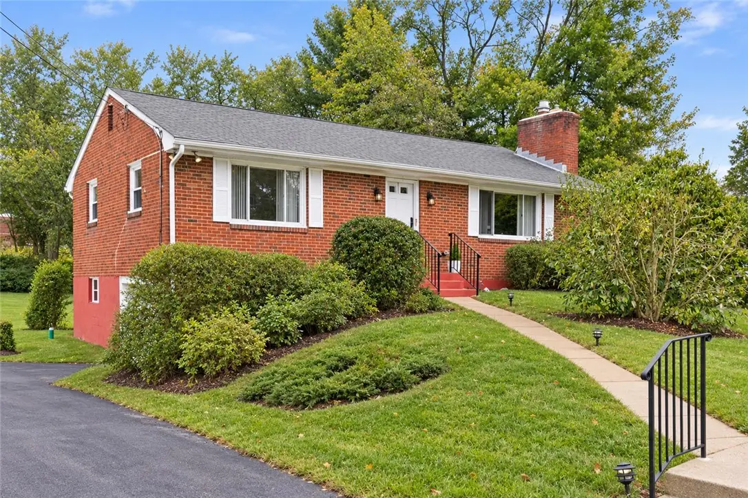 4043 Ewalt Rd, Gibsonia, PA 15044 - #1