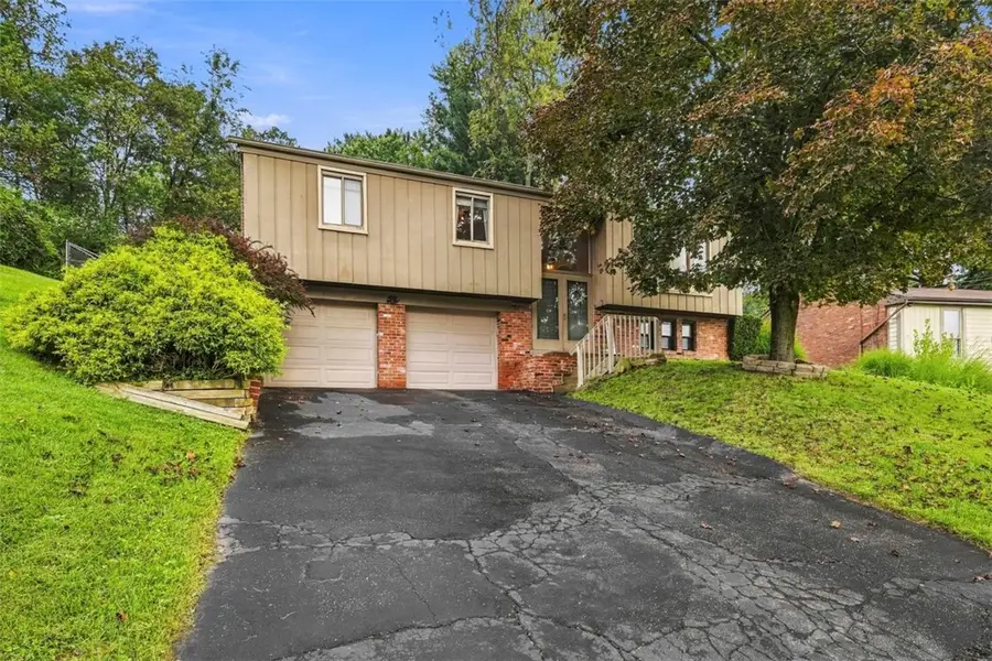 508 Northview Dr, Glenshaw, PA 15116 - #2