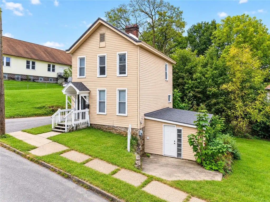 407 Stanton St, Greensburg, PA 15601 - #1
