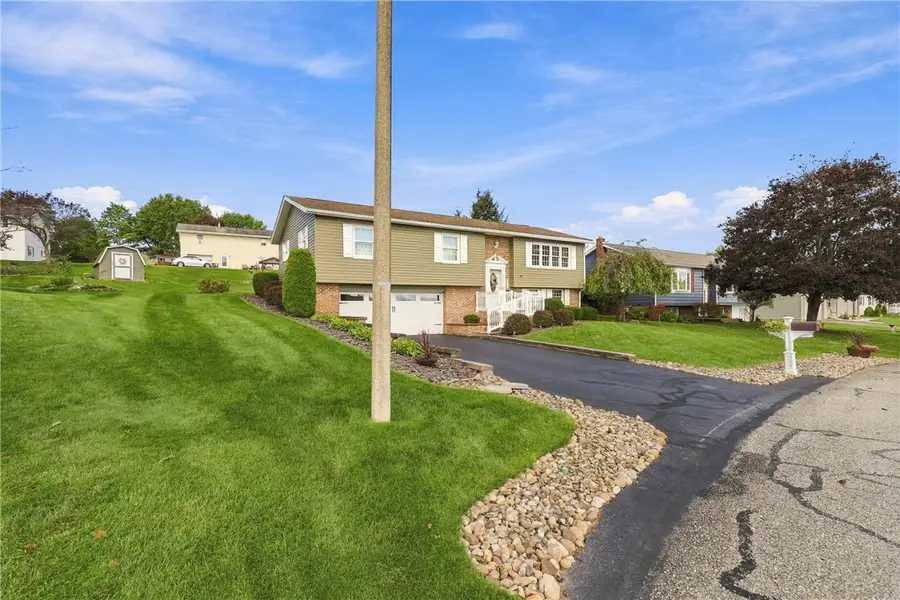 1316 Maplehurst Dr, Somerset, PA 15501 - #3