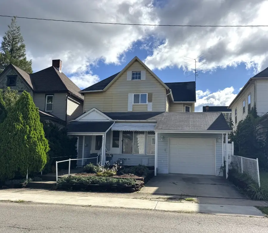 221 S Oakland Ave., Sharon, PA 16146 - #2