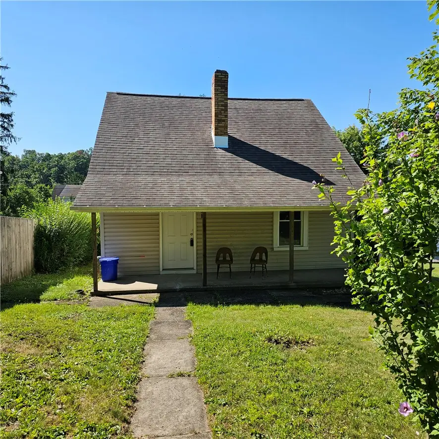 2412 26th Street, Beaver Falls, PA 15010 - #1