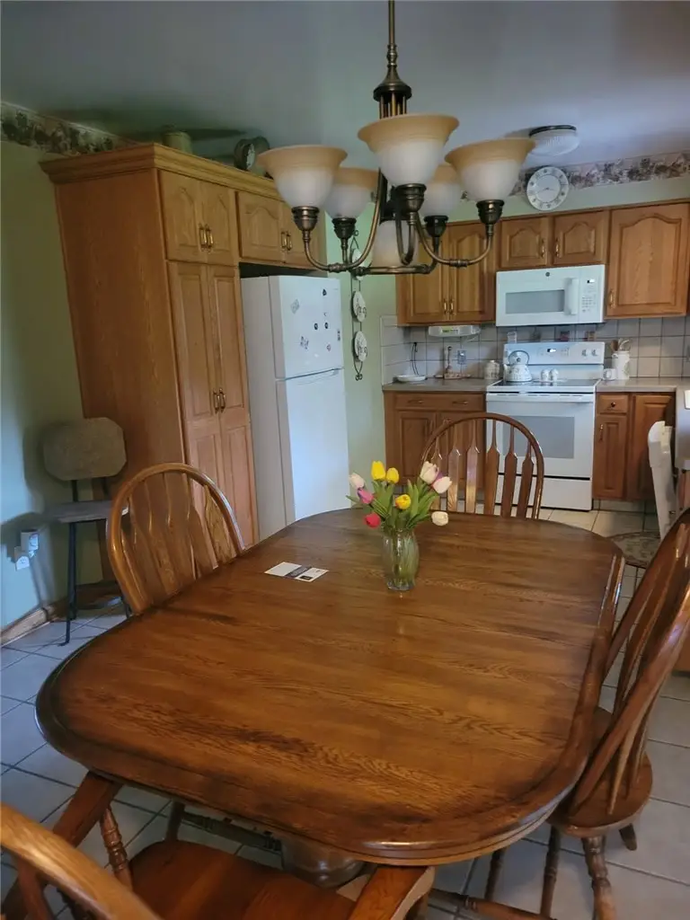 2690 Harlansburg Rd, New Castle, PA 16101 - #3