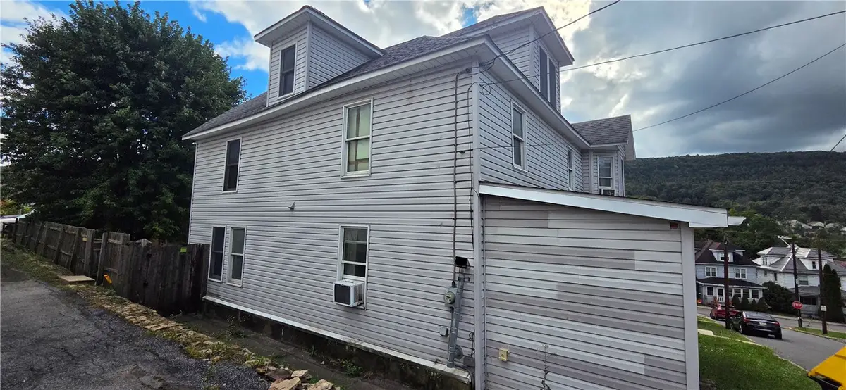 412 Church St, South Fork, PA 15956 - #1