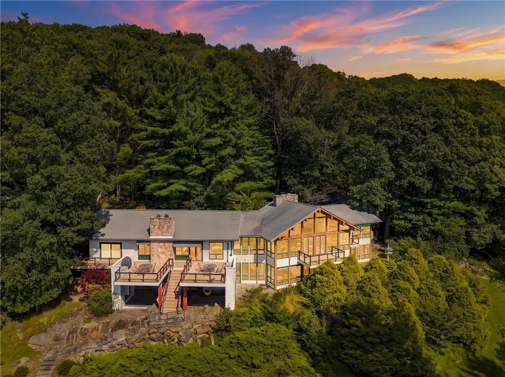 428 Jefferson School Rd, Ligonier, PA 15658 - #1