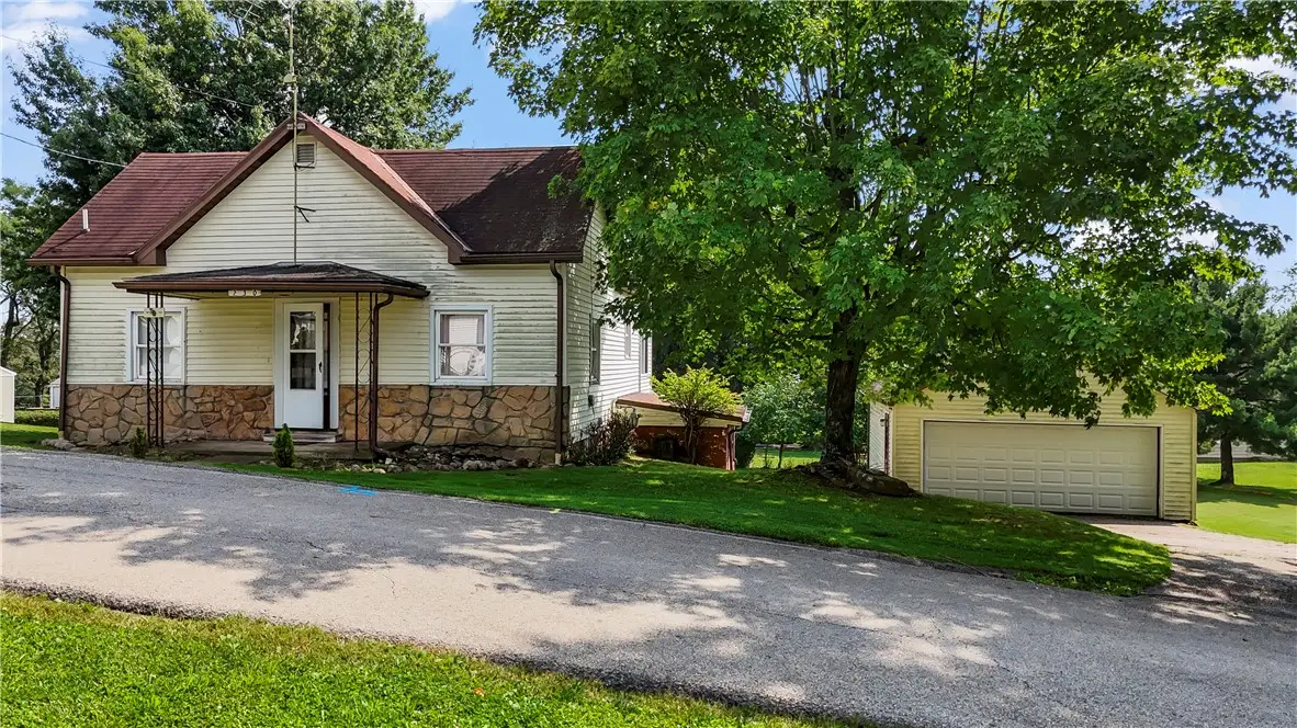 230 Mcclain St, Claysville, PA 15323 - #1