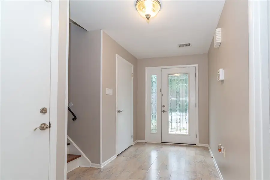 106 Larchwood Dr, Turtle Creek, PA 15145 - #3