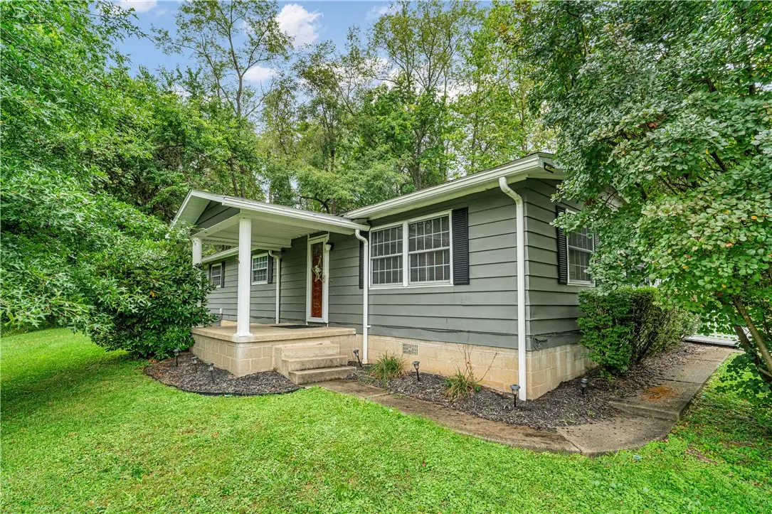 7791 National Pike, Uniontown, PA 15401 - #1