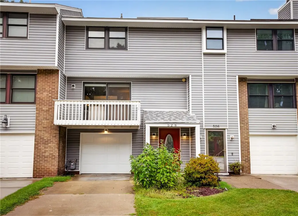 528 Hunters Path Rd, Bridgeville, PA 15017 - #1