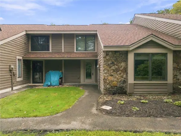 1467 Gebhart Way, Hidden Valley, PA 15502