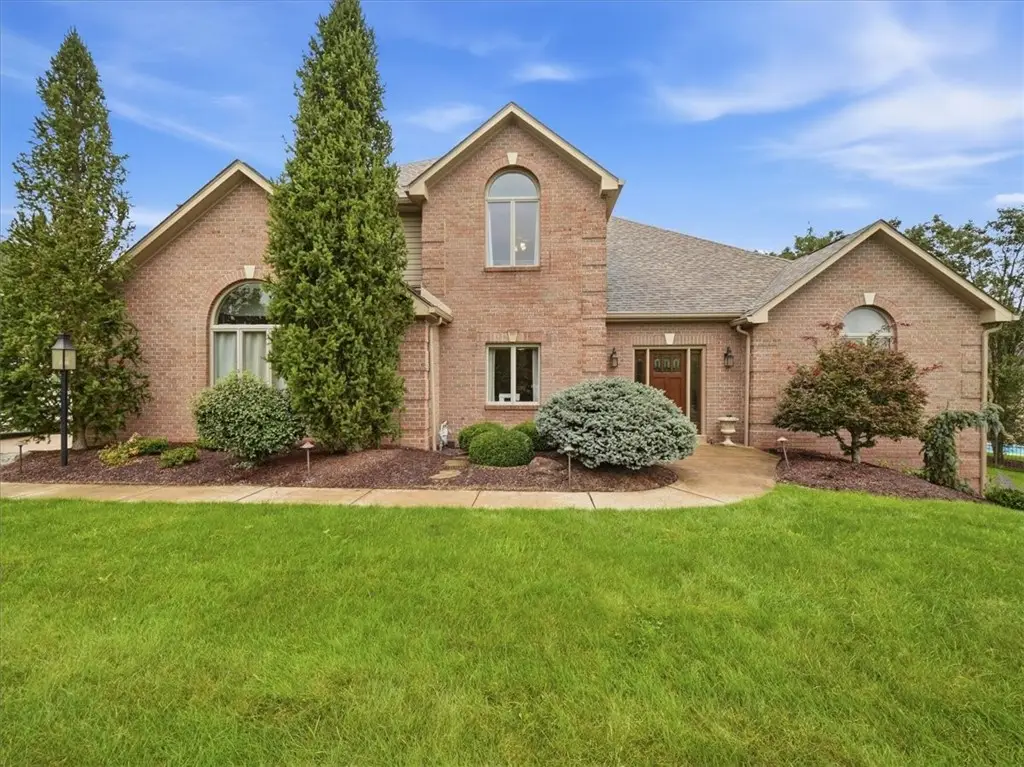 106 Equestrian Dr, Venetia, PA 15367 - #1