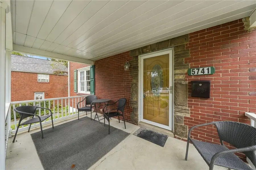 5741 Front St, Verona, PA 15147 - #3