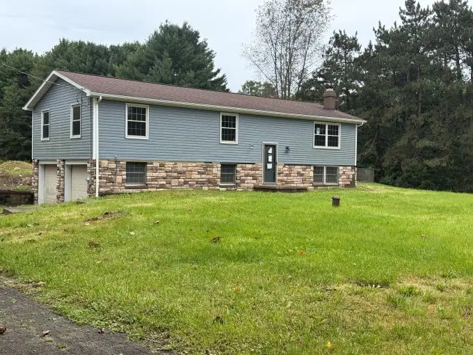 1656 Pulaski Mercer Rd, Mercer, PA 16137 - #2