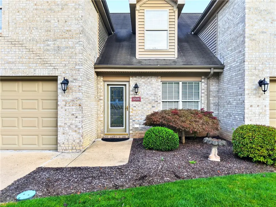 4326 Harlin Dr, Clairton, PA 15025 - #3