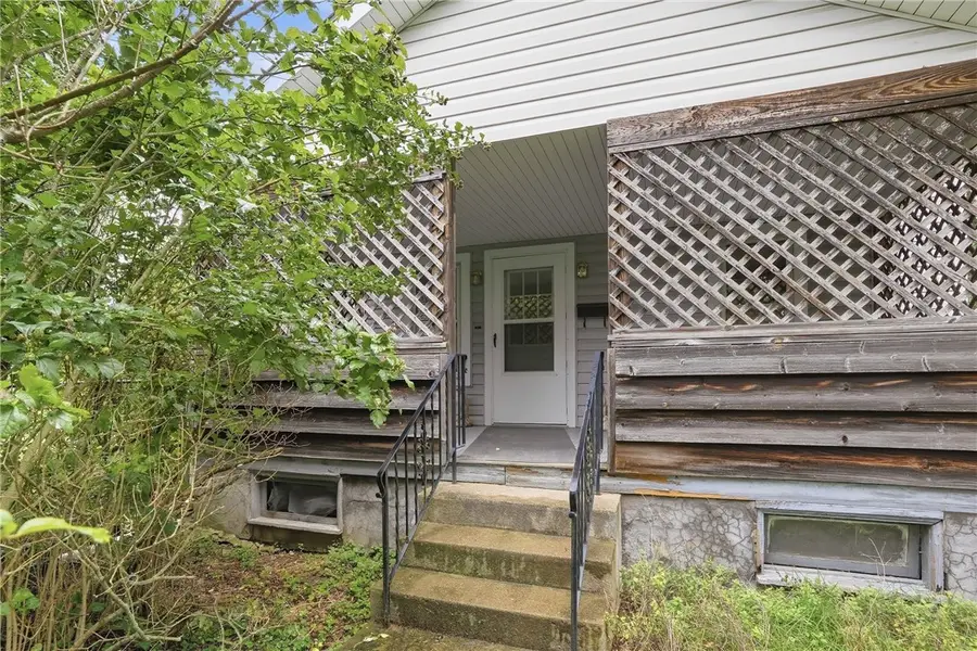 1803 State Street, Natrona Heights, PA 15065 - #2