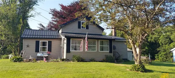 106 Tanner Rd, Greenville, PA 16125