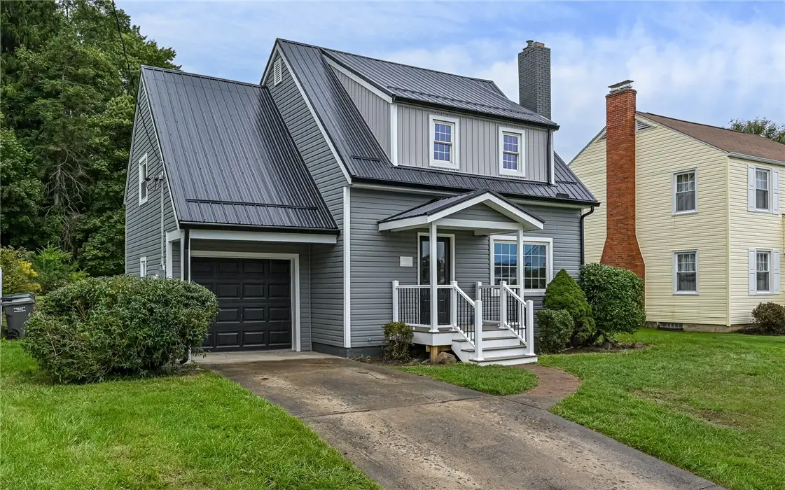 749 Pershing St, Ellwood City, PA 16117 - #1