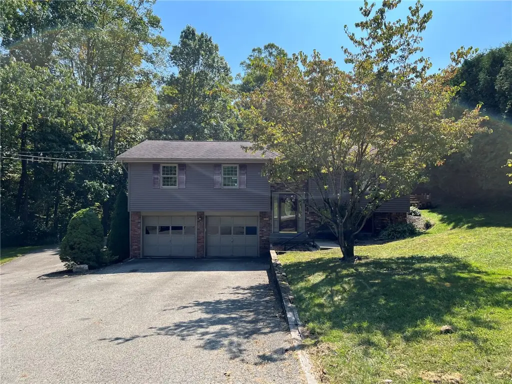 470 Donohoe Rd, Greensburg, PA 15601 - #1