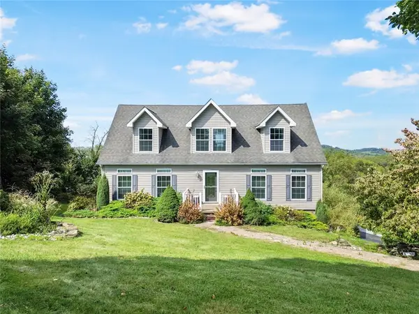121 Ray Dr, Rostraver Twp, PA 15012
