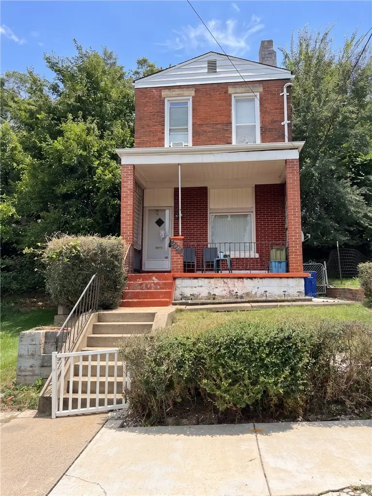 7031 Chaucer St, Pittsburgh, PA 15208 - #1