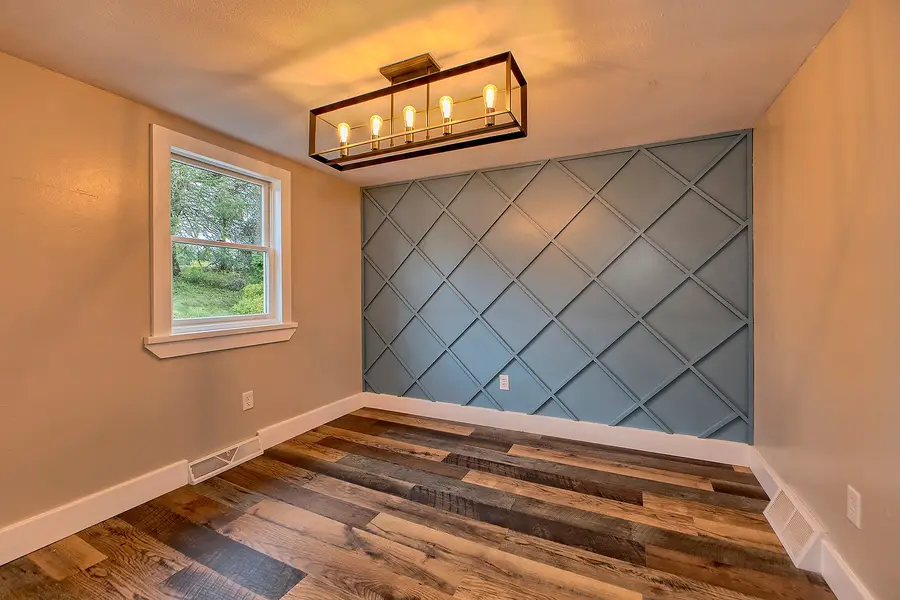 805 Meadowbrook Road, Trafford, PA 15085 - #3