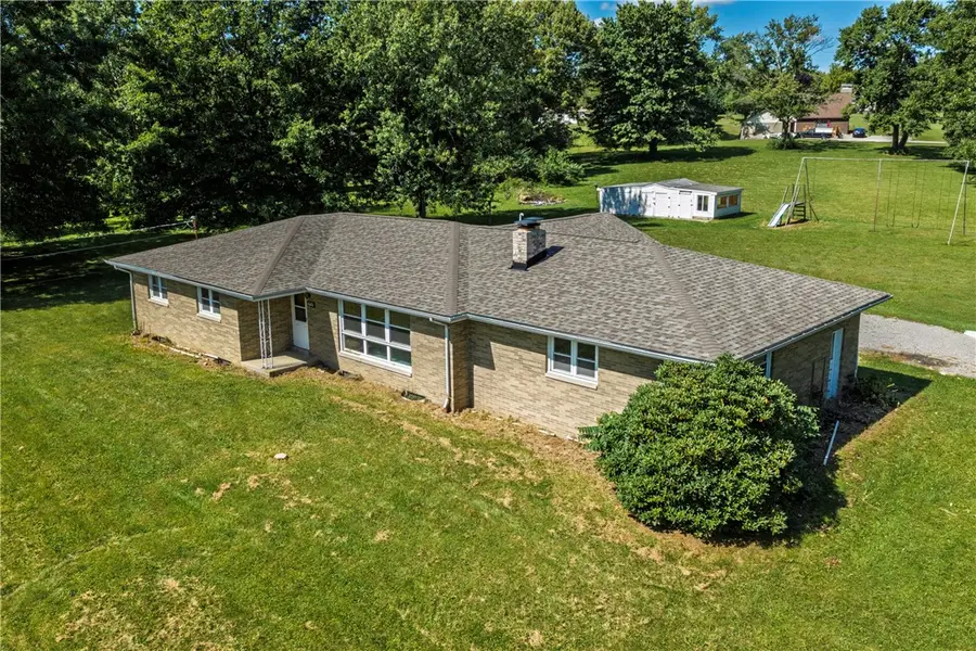 601 Herman Rd, Butler, PA 16002 - #2