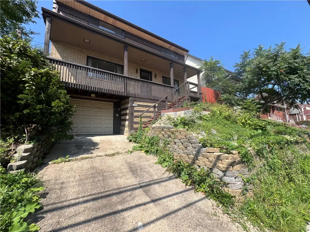 1334 Broadway Ave, East McKeesport, PA 15035 - #1