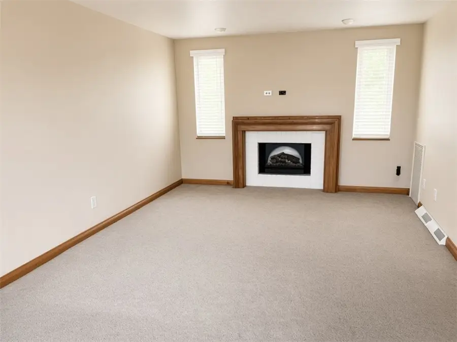 5110 Fieldcrest Dr, Pittsburgh, PA 15236 - #2