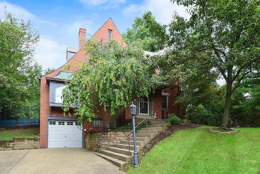 138 Siebert Rd, Pittsburgh, PA 15237 - #2