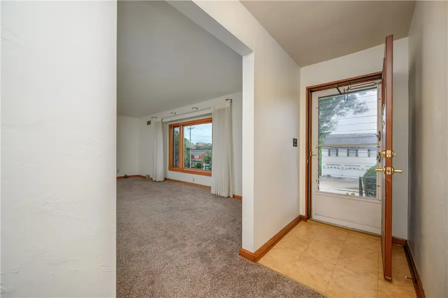 428 Bower Hill Rd, Pittsburgh, PA 15228 - #3