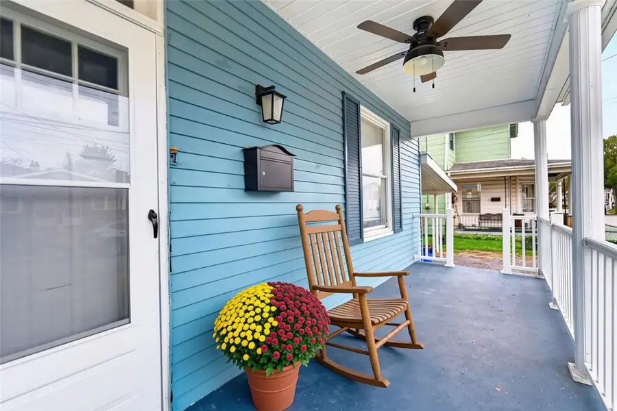 923 9th Ave., New Brighton, PA 15066 - #2