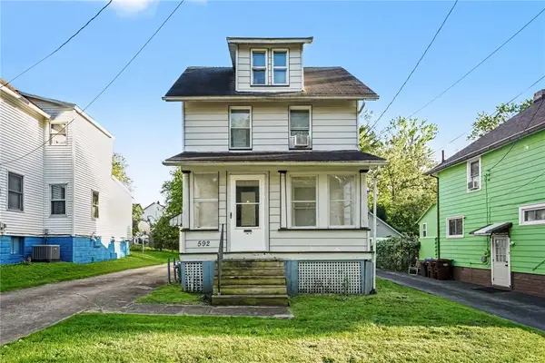 592 Hull St, Sharon, PA 16146