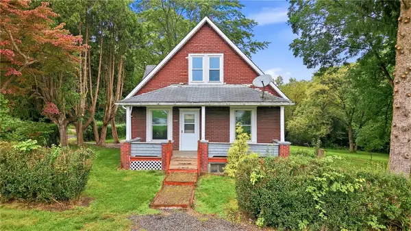 560 Sheridan St, Hermitage, PA 16148