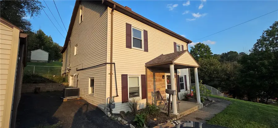1 Liberty Ave, Burgettstown, PA 15021 - #3