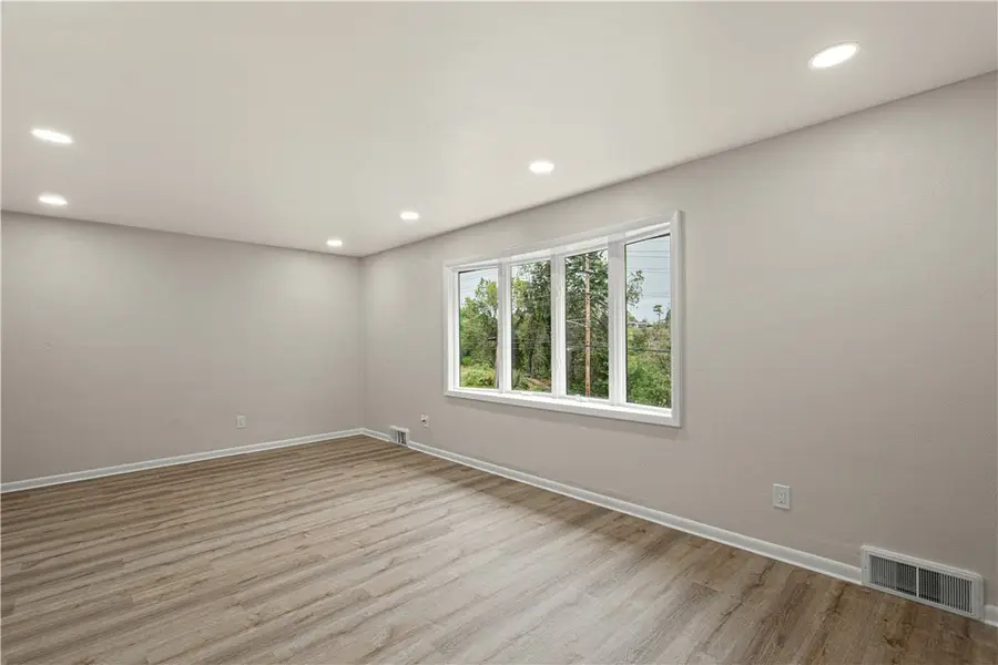 2626 Washington Blvd, Glassport, PA 15045 - #2