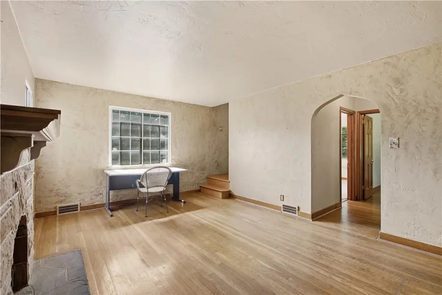 1039 Anderson Rd, Pittsburgh, PA 15209 - #3