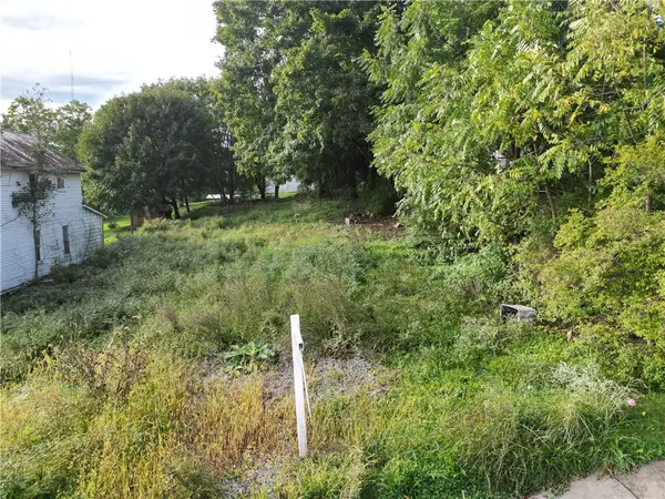 221 Washington St, Parker, PA 16049