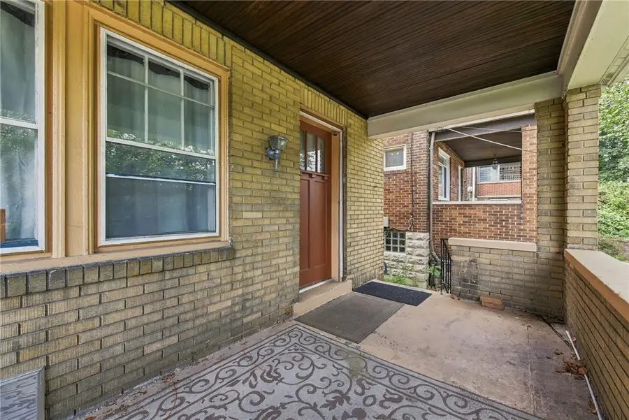 924 Woodbourne Avenue, Pittsburgh, PA 15226 - #2