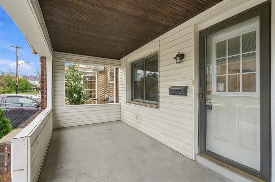 2004 Pioneer Ave, Pittsburgh, PA 15226 - #2